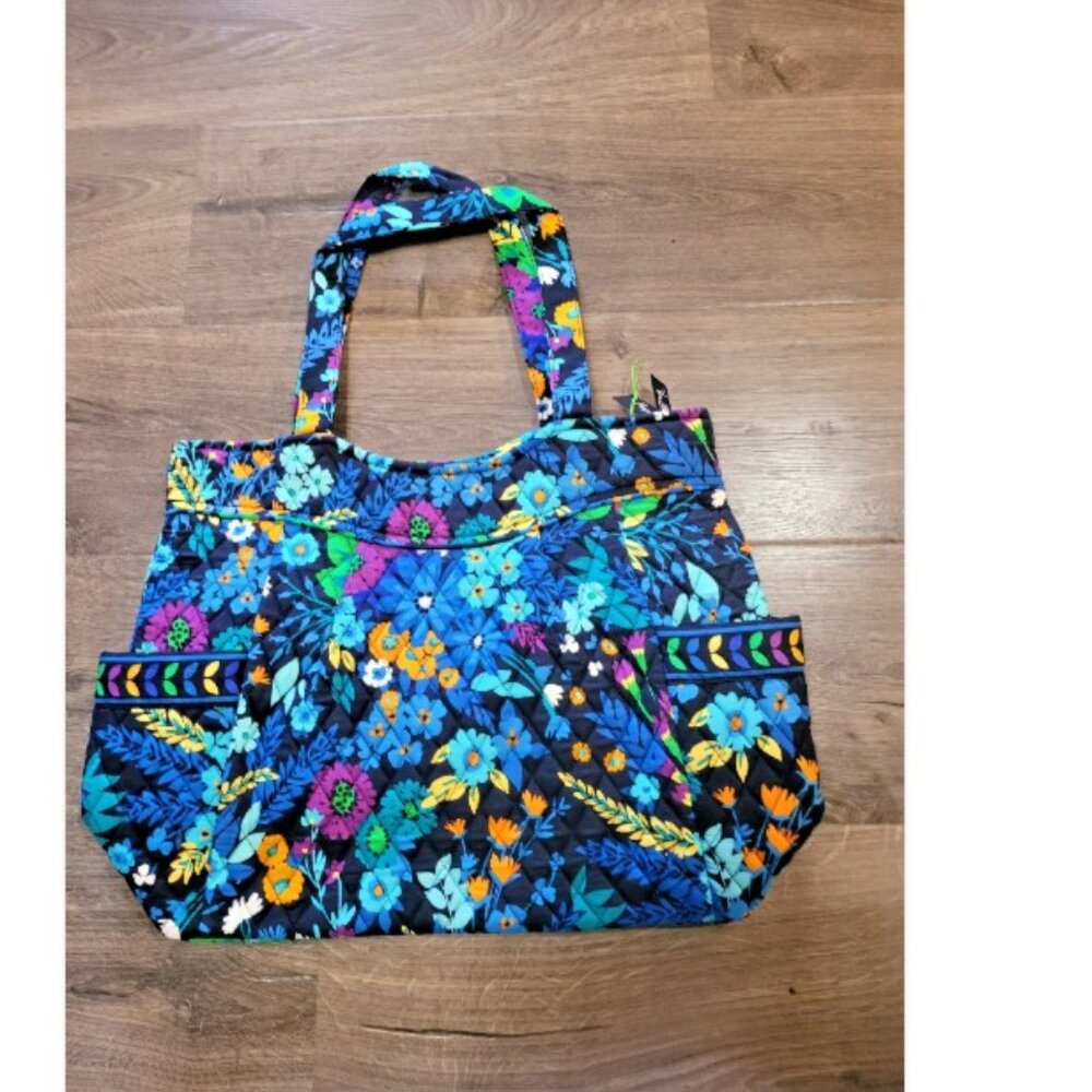 NWOT MINT Vera Bradley Large Quilted Double Handled Tote Midnight Blue Floral
